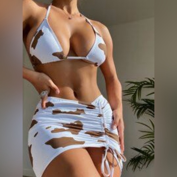 SHEIN Other - Three piece swimsuit